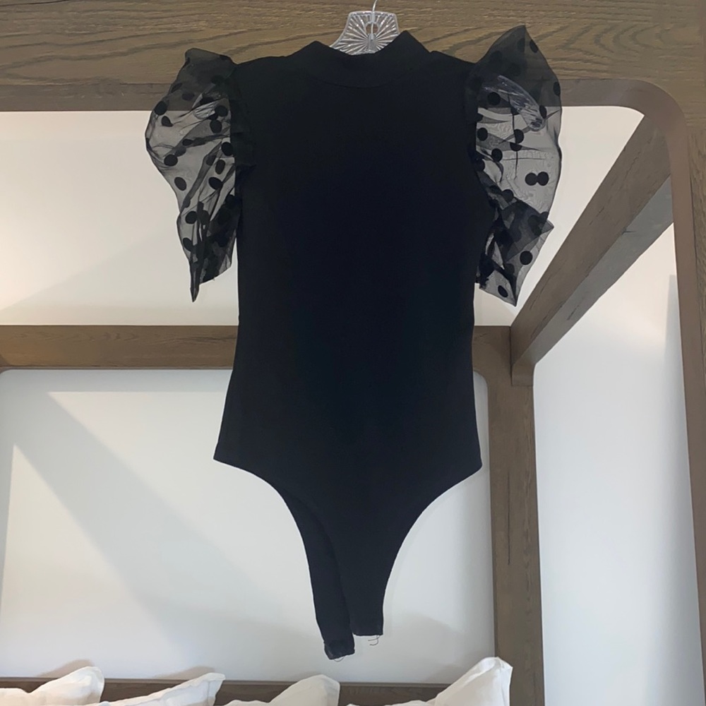 Women’s Size S Black Puff Mesh Polka Sleeve Bodysuit